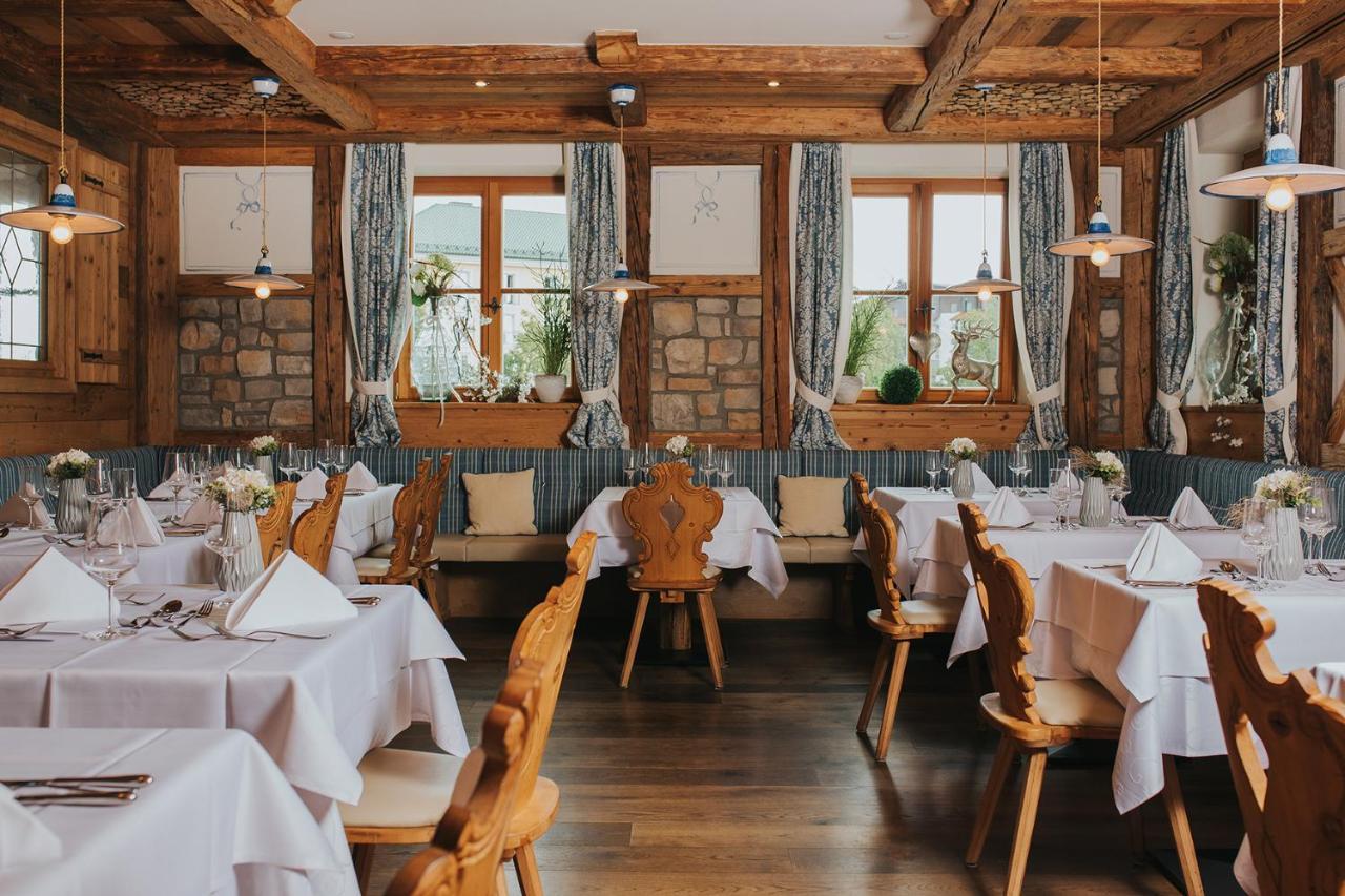 Ortner'S Resort Bad Füssing Dış mekan fotoğraf Restaurant in the Hotel Axelmannstein